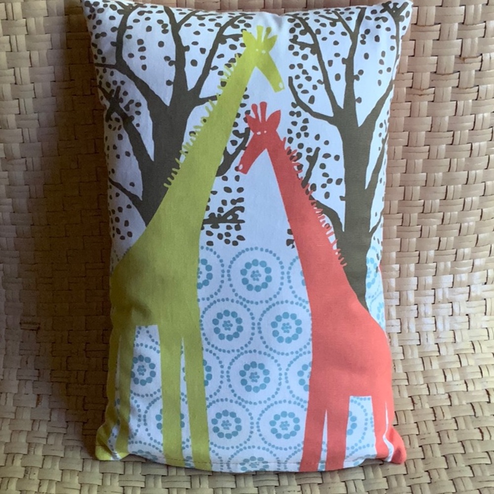 GIRAFEE PILLOW ATELIER LZC